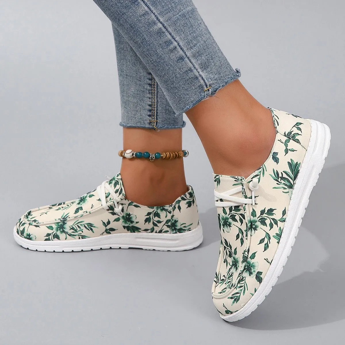 Floral Round Toe Flat Sneakers